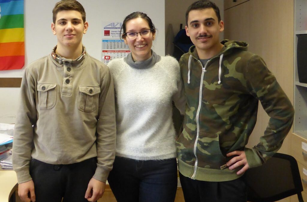 SCUOLA  E  COOPERAZIONE: SI  ALLARGA  IL CONTATTO CON GLI STUDENTI