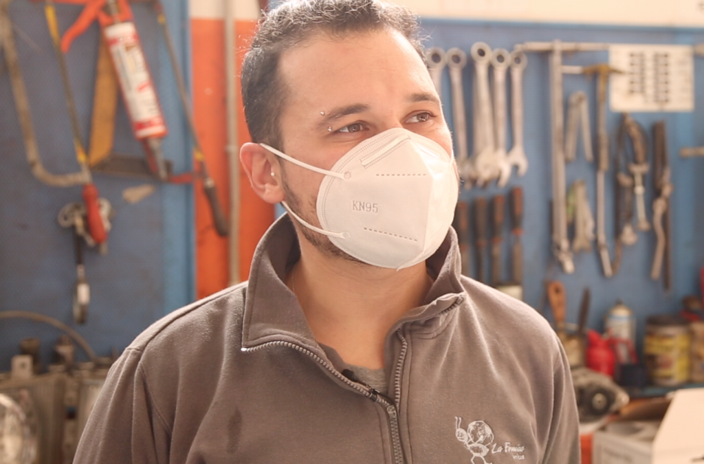Il ruolo del meccanico e il dialogo costante con gli autisti per prevenire i guasti.  L’intervista a Pierluca, meccanico specializzato e responsabile dell’officina de La Formica