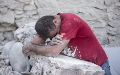 I LAVORATORI DE LA FORMICA VICINI AGLI SFOLLATI DEL TERREMOTO