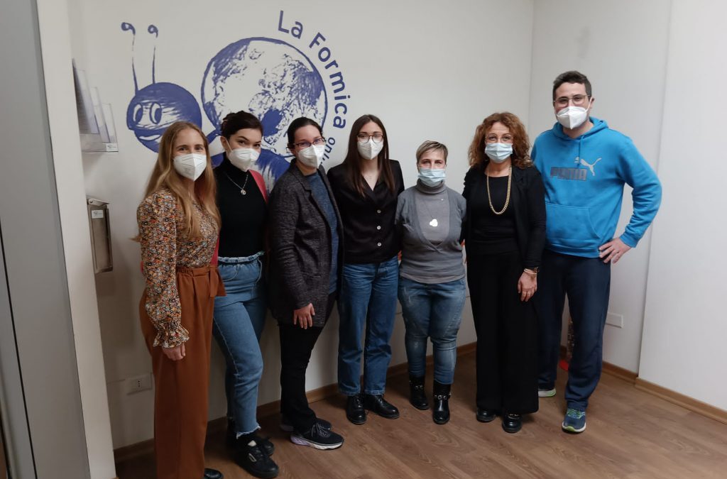 Alternanza scuola lavoro, l’esperienza di Federica dall’Istituto Valturio a La Formica: “Ho apprezzato la trasparenza con cui la vita della cooperativa mi è stata presentata, senza nascondere le difficoltà da affrontare quotidianamente.”
